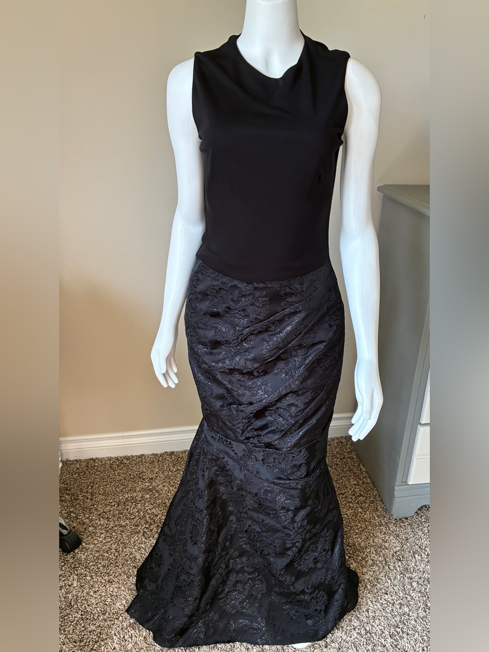 David Meister Black Embroidered Mermaid Skirt Ball Gown Dress Size 2